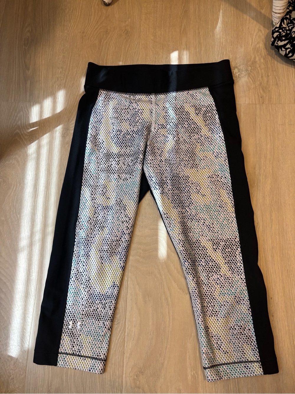 Under Armour Women's Black Leggings with Holographic White Panels - Size L